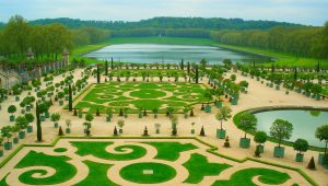 Elaborate garden